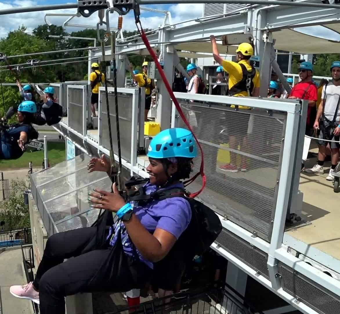 Af at Niagara Falls zipline